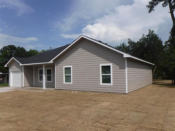 3rd image of 1409 Speedway St
