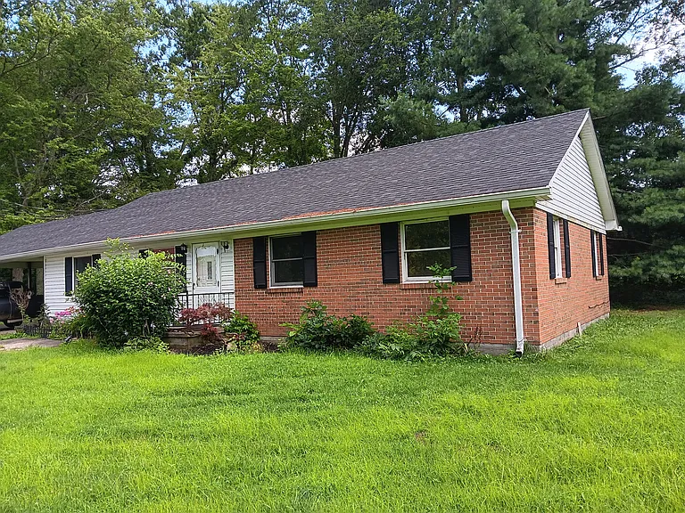 6204 Tricounty Hwy — Photo 1