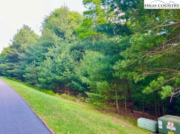 TBD Lot 204 St. Andrews Drive, Roaring Gap, NC 28668