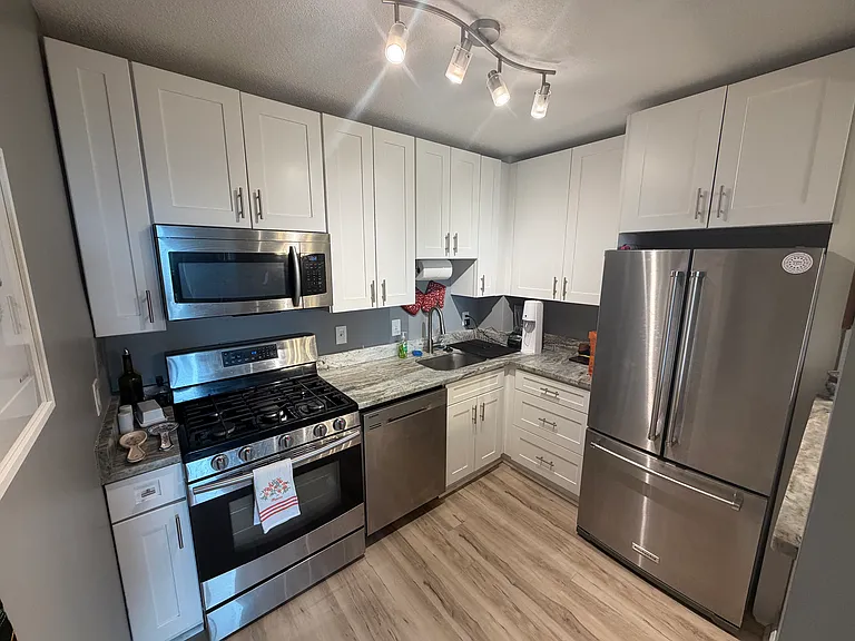 4242 E West Hwy #608 — Photo 3