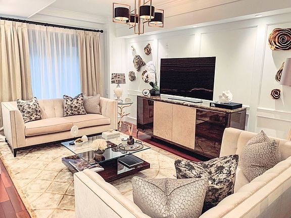 4th image of 106 Central Park S APT 11M