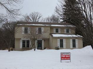 1187 Barneswood Ln, Rochester Hills, MI 48306