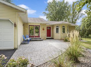 4531 E Oak Ln, Windsor, WI 53598