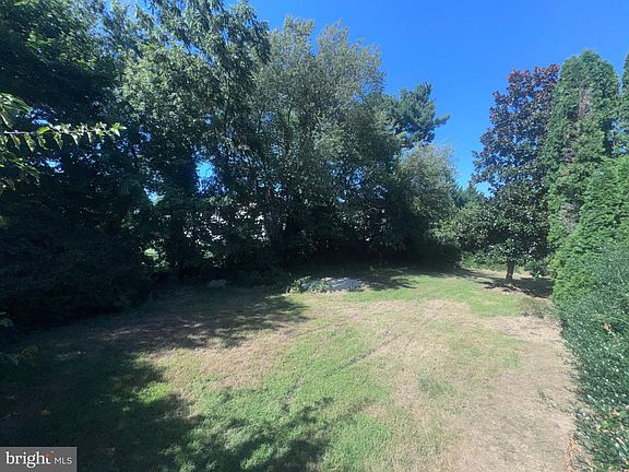 3rd image of 4503 Naamans Creek Rd