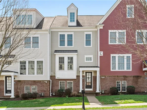 1321 Village Ln, Bridgeville, PA 15017