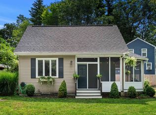 3 Lake Front St, Amherst, NH 03031