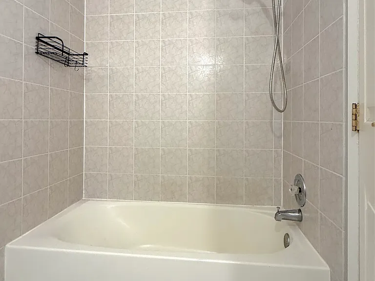 235 Harvest Ct — Photo 7