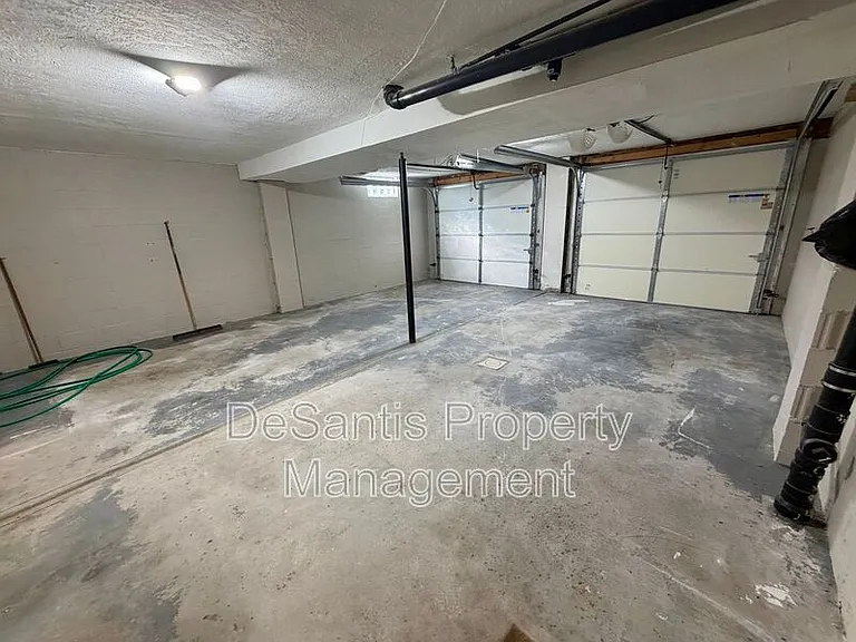 5043 Julia Ln — Photo 34