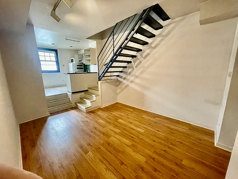 101 N Blount St #1717