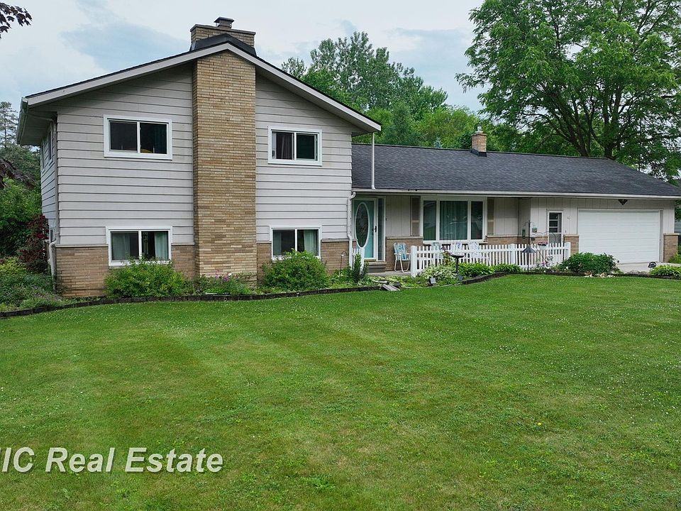 1st image of 11417 Runnells Dr
