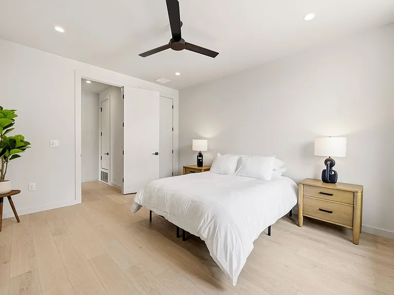 1403 Barton Hills Dr #1 — Photo 23