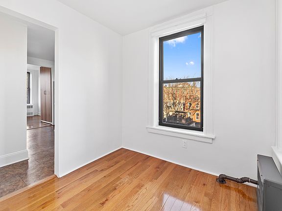 4th image of 15 Leroy St APT 19