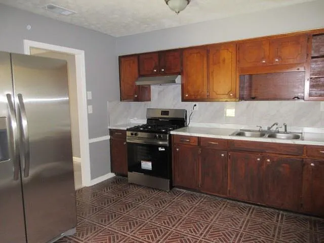 1218 Vesper Dr — Photo 12