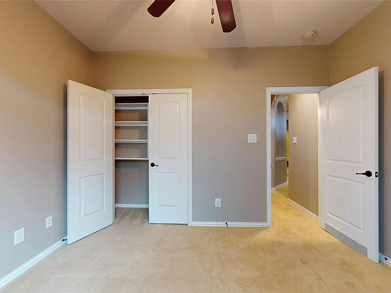 12314 Meadow Breeze Dr — Photo 35
