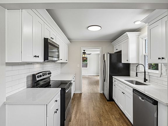 4th image of 209 Ridgeway Dr