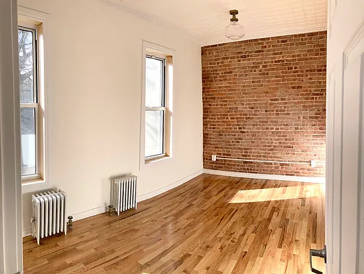 Rented by Brooklyn Real Estate Services | media 19