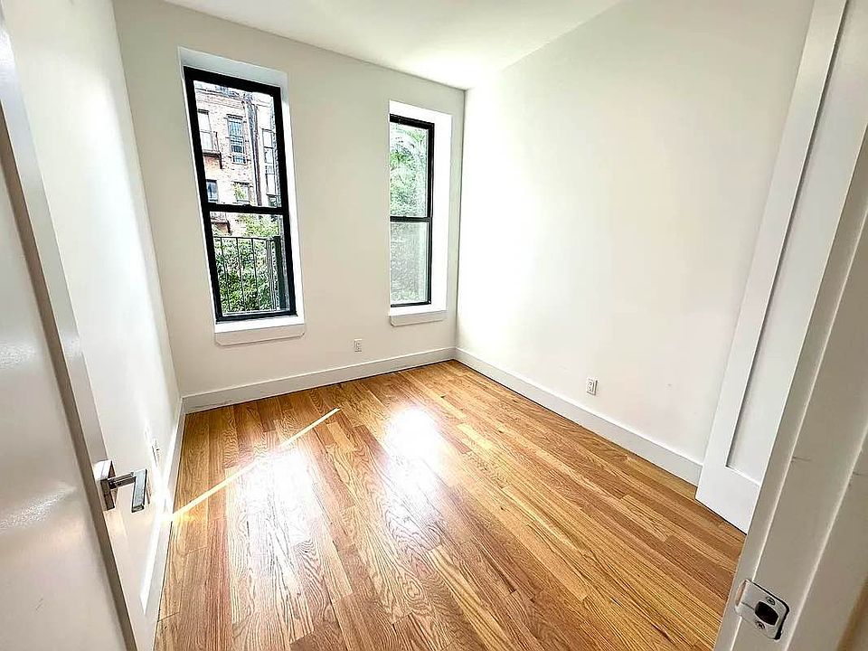 1st image of 325 E 93rd St #3A