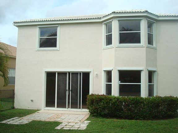 3rd image of 1216 Oakwater Dr