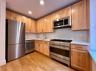 139-19 34th Rd #C5, Flushing, NY 11354