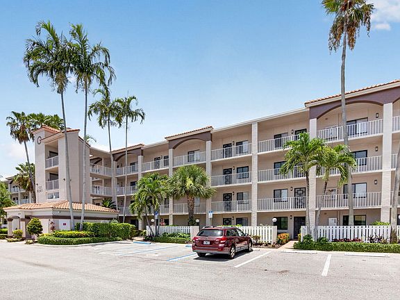 2nd image of 6241 Pointe Regal Circle #108
