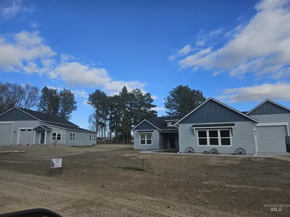 15934 Park View Dr, Wilder, ID 83676