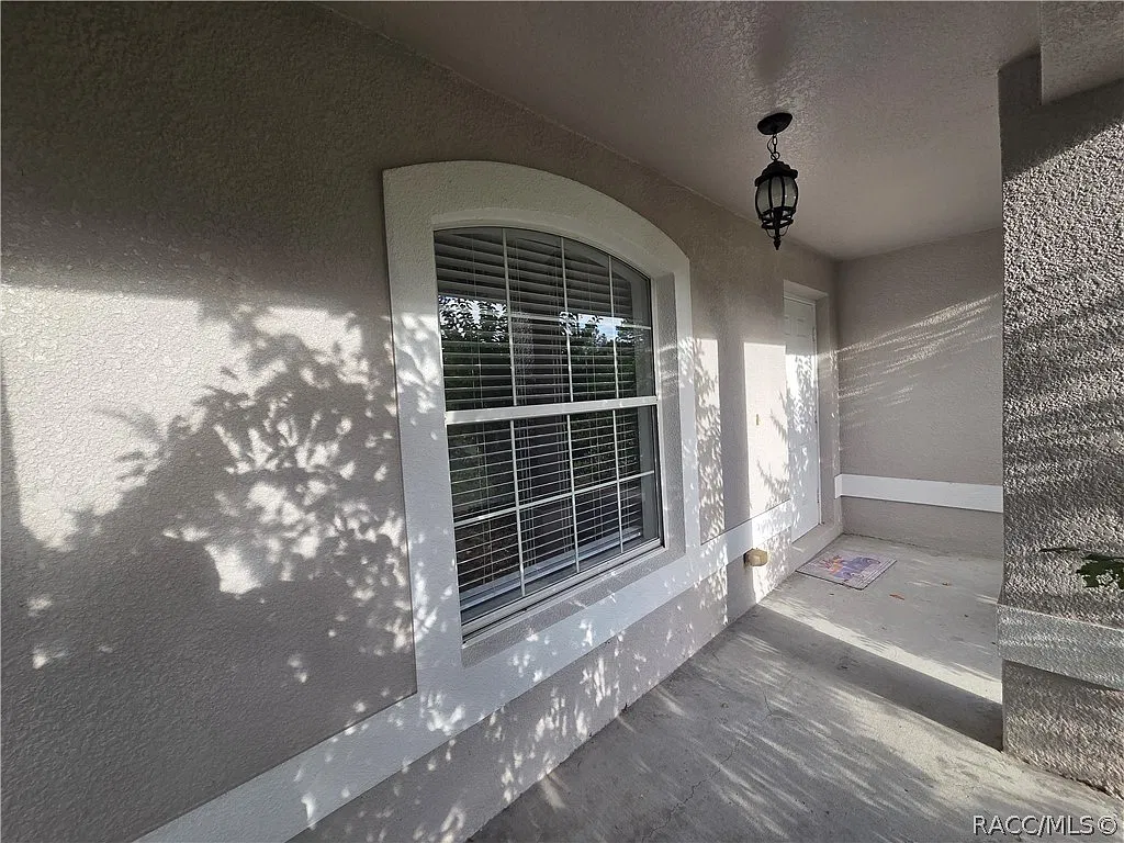 3 bed, 2.0 bath, 1254 sqft, $1,600 — Photo 3