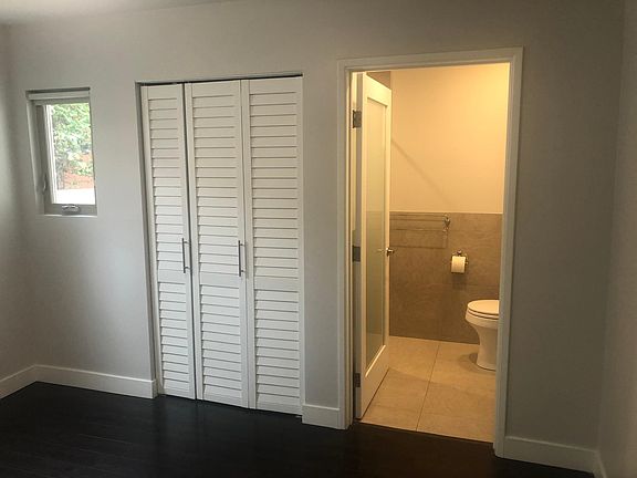 5th image of 9419 National Blvd