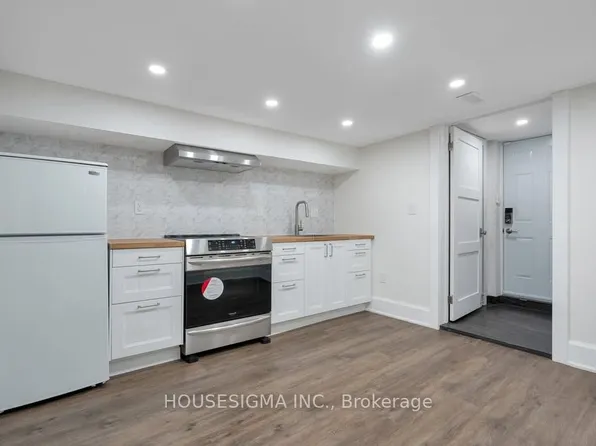 334 Riverdale Ave, Toronto, ON M4J 1A2