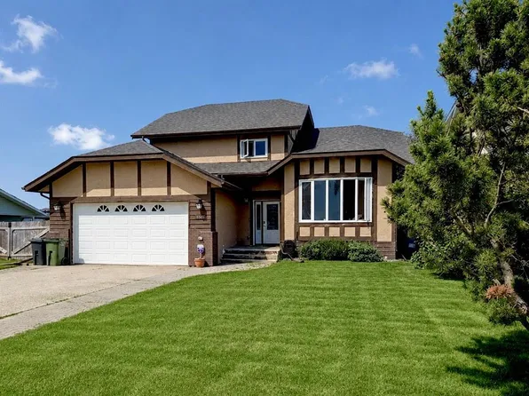 5521 W 46th St, Rimbey, AB T0C 0M0