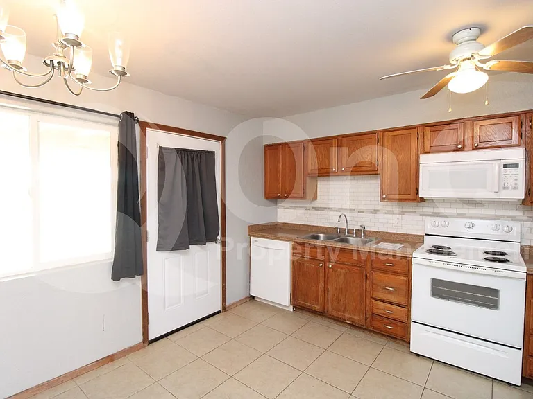 4744 E Appaloosa Dr — Photo 5