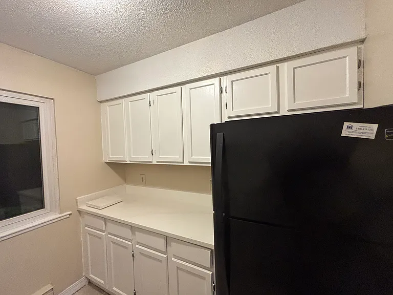 11 King Arthur Dr #5G — Photo 5