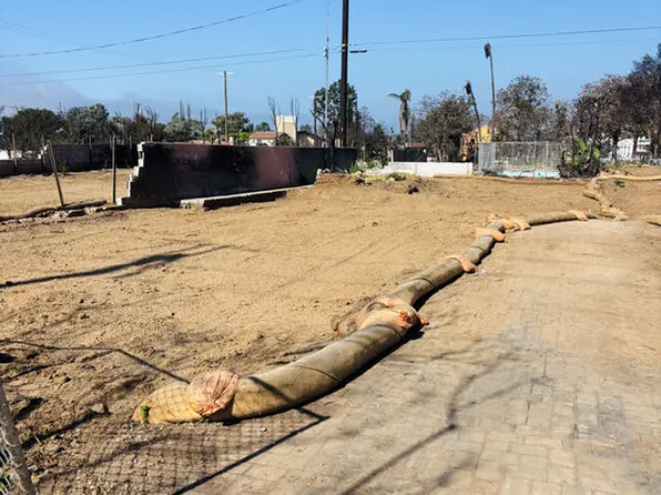 911 Galloway St, Pacific Palisades, CA 90272