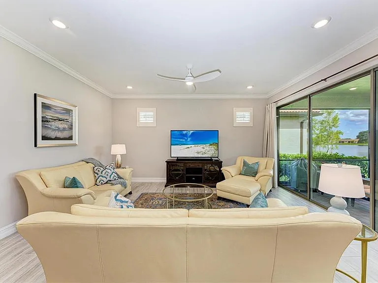 244 Villoresi Blvd — Photo 8