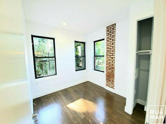 2nd image of 404 Evergreen Ave #2C