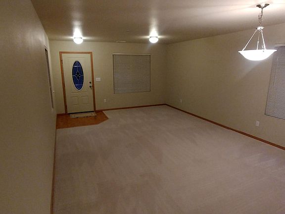Entrance & dining room