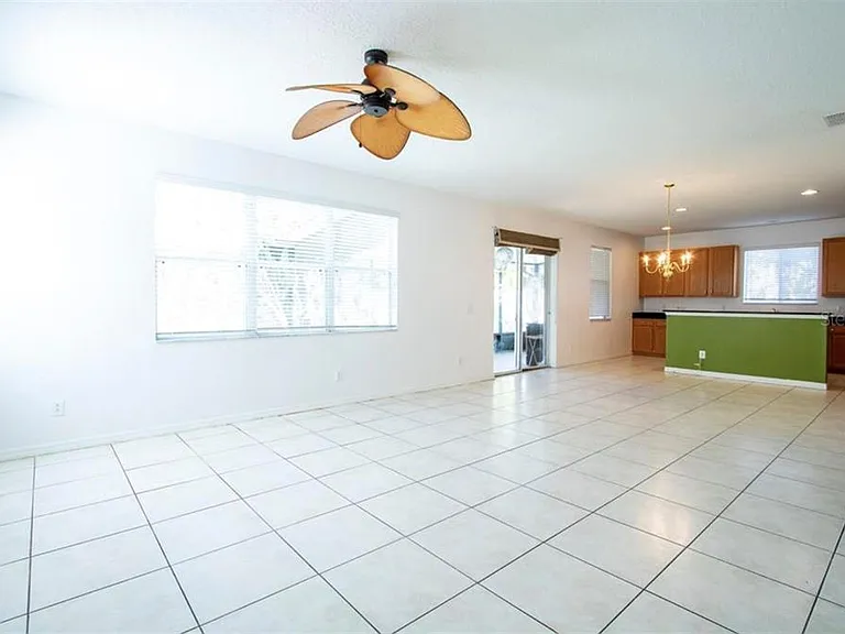 1412 Blackwater Pond Dr — Photo 4