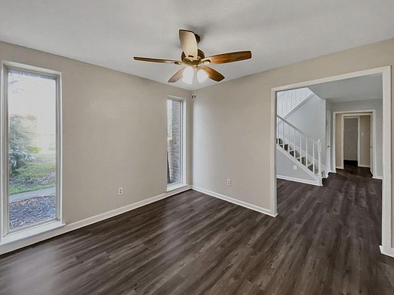 3rd image of 706 S Diamondhead Blvd