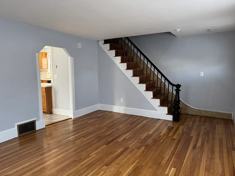 249 East St — Photo 6