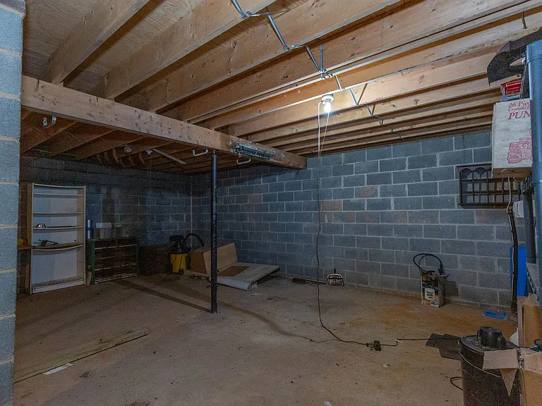 148 S Fieldstone Ln — Photo 38