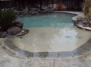 1968 El Paso Ave, Clovis, CA 93611