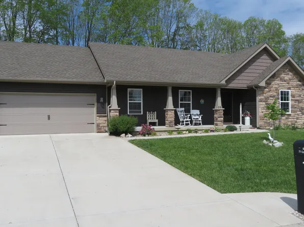291 Crestwood Ave, Crawfordsville, IN 47933