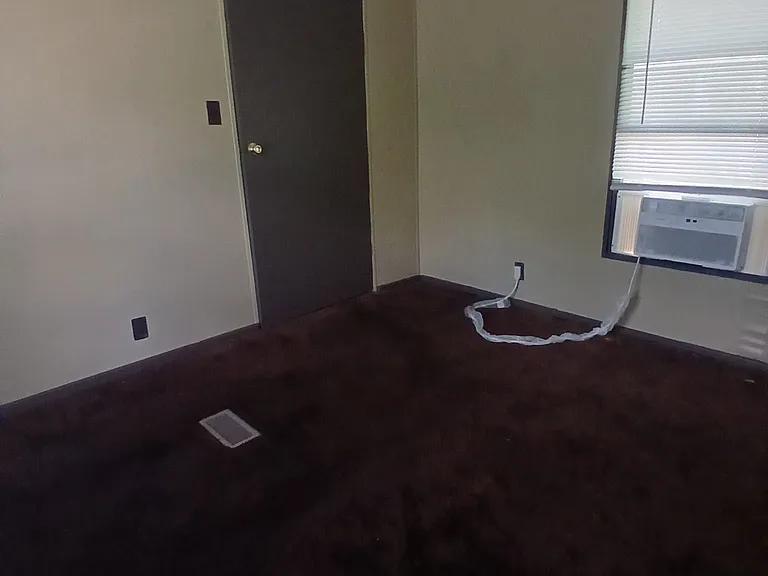 102 Buddy Hunts Cir — Photo 4