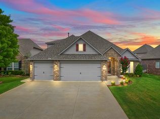 1312 W Dover St, Broken Arrow, OK 74012