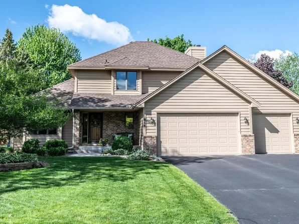 868 Basswood Ln, Eagan, MN 55123