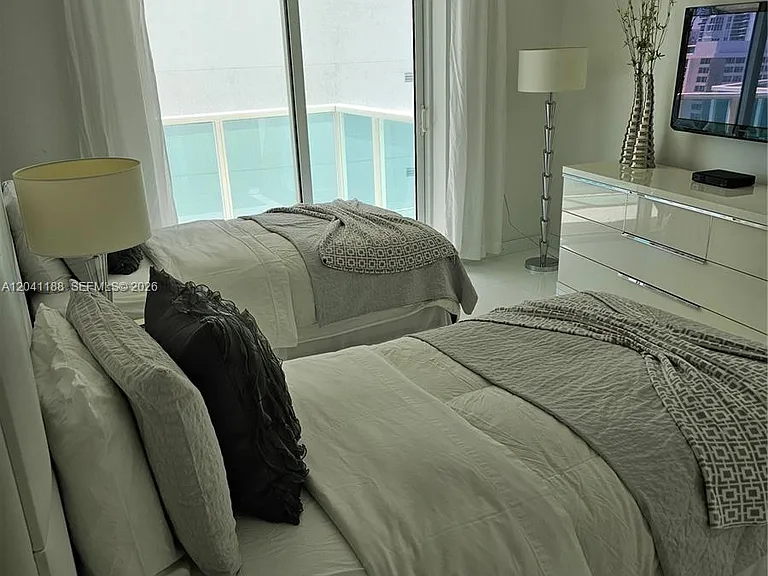 150 Sunny Isles Blvd #1-1001 — Photo 27