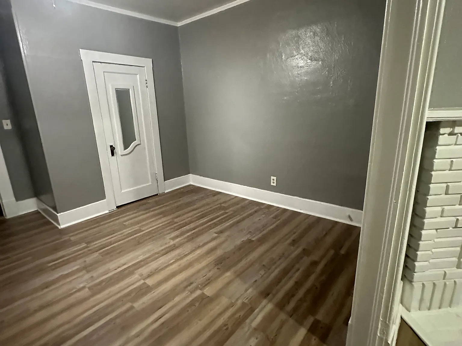 Studio, 850 sqft, $950 — Photo 4