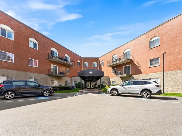 45 Loomis St APT 108, Malden, MA 02148