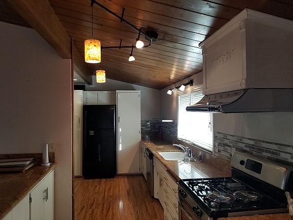 5th image of 1611 E Workman Ave