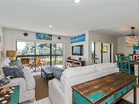 2nd image of 609 Seaview Ct APT 3