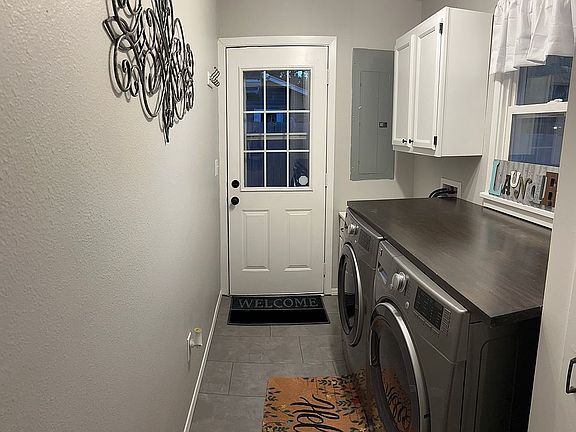 3rd image of 3130 NW 49th St